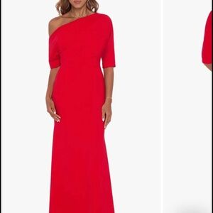 NWT Betsy and Adam one-shoulder crepe scuba trumpet gown